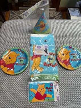 Vintage Winnie The Pooh 1st Birthday Party Supplies Set-Sealed